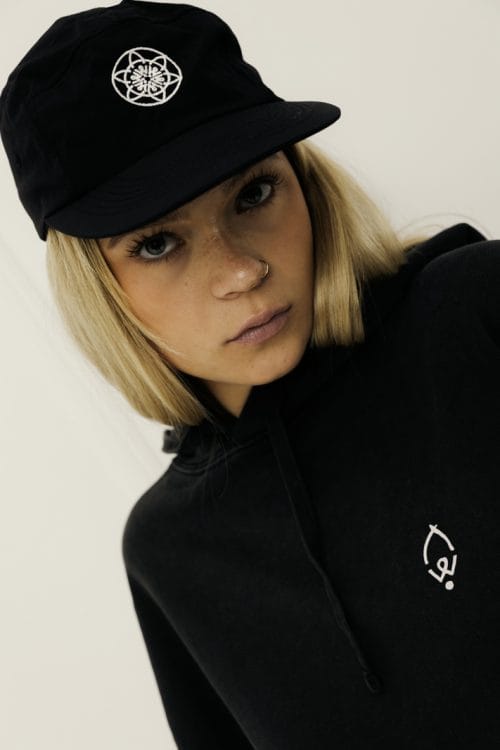 Czapka z daszkiem - black